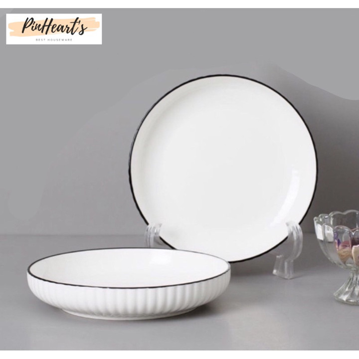 PIRING KERAMIK PORCELAIN EMBOSS JAPAN BLACK LINING UKURAN 8i