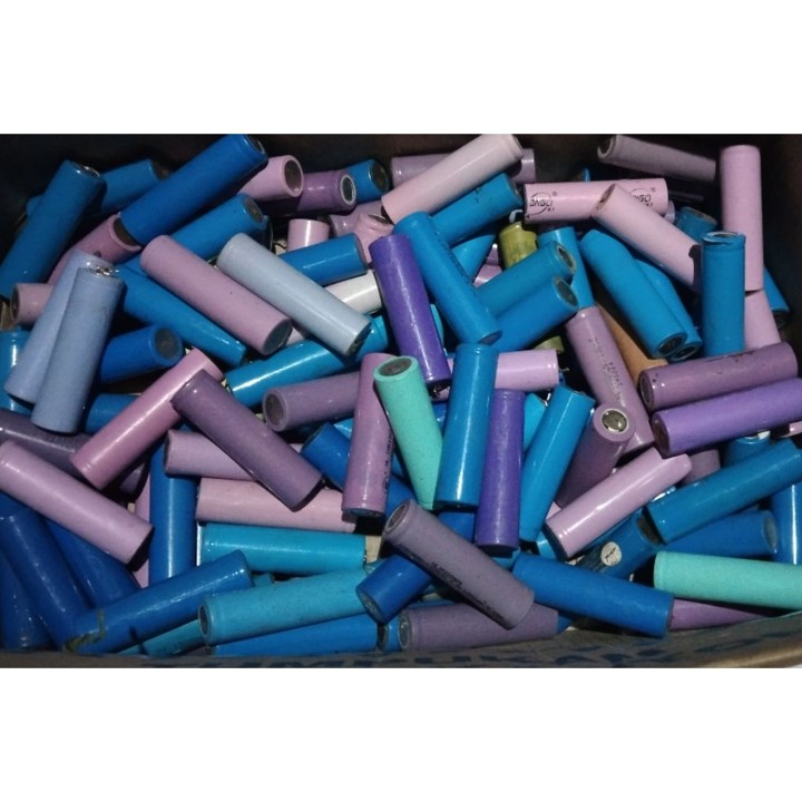 Baterai Lithium 18650 second normal , warna dikirim random
